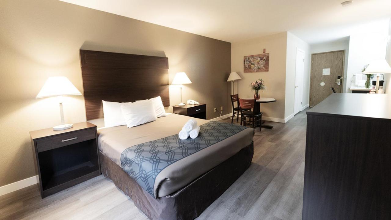 Ocean Star Inn Sequim Dış mekan fotoğraf